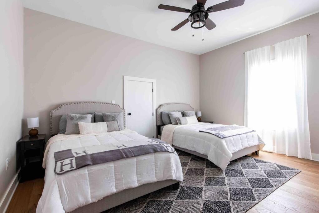 Newly Renovated 3 Bedroom Shelby Park Home **Free Parking** Louisville Esterno foto