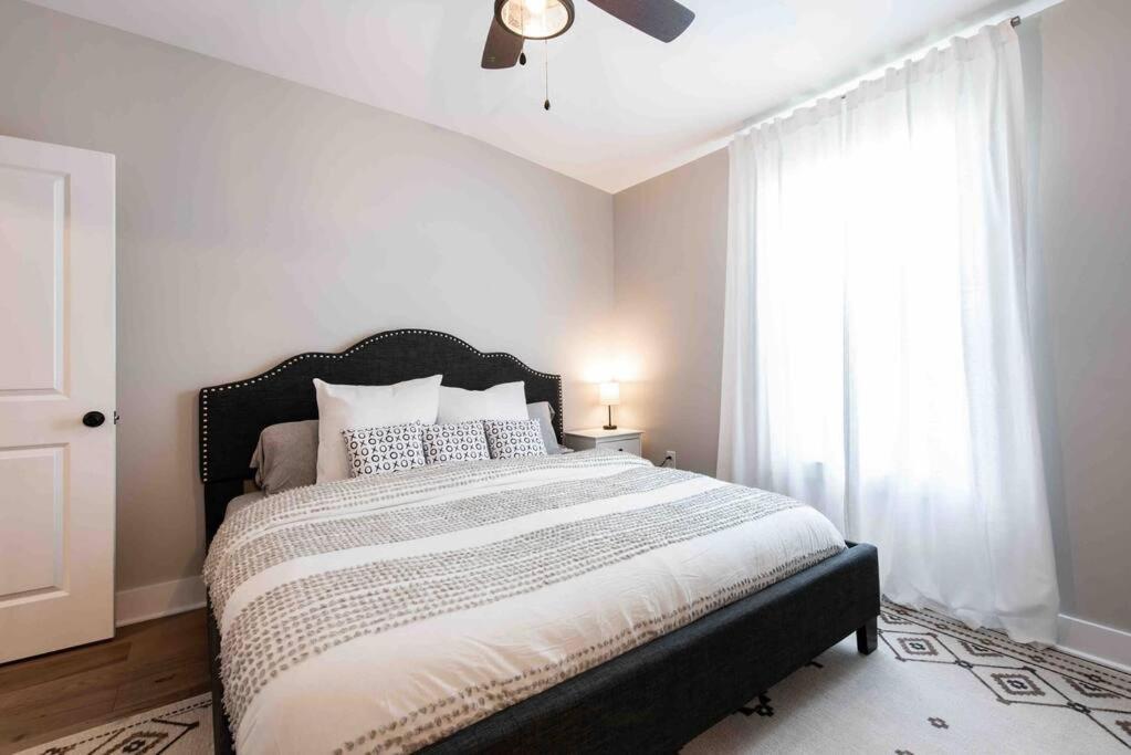 Newly Renovated 3 Bedroom Shelby Park Home **Free Parking** Louisville Esterno foto