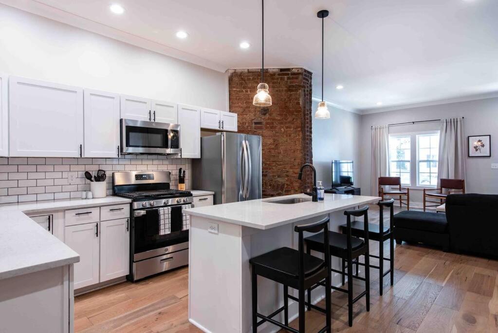 Newly Renovated 3 Bedroom Shelby Park Home **Free Parking** Louisville Esterno foto